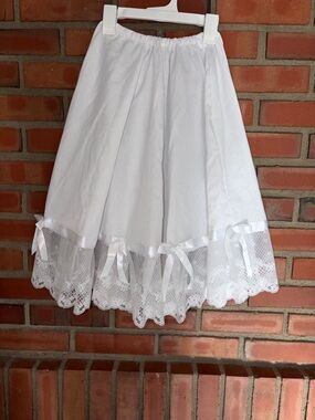 White Lace-Trim Women's Half Slip Skirt 1960’s coquette handmade small/ XS